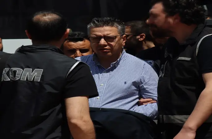 HALFETİ BELEDİYESİ’NE OPERASYON: 29 TUTUKLAMA