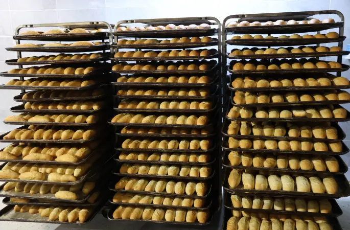 HALİLİYE’DE GÜNDE 7 BİN 368 EKMEK İHTİYAÇ SAHİPLERİNE ULAŞTIRILIYOR