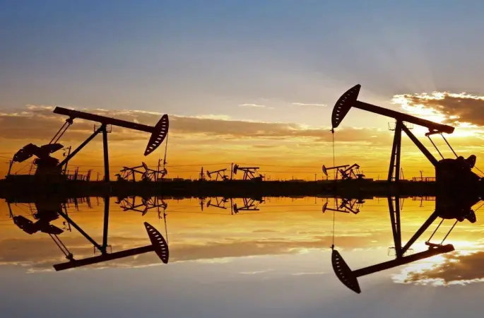 Hürmüz Düğümü Çözülmüyor: Brent Petrol 120 Doları Aştı!