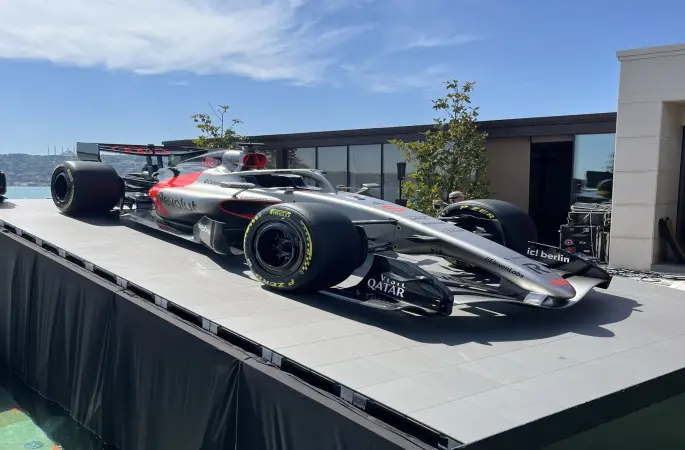 İstanbul’da Formula 1 Rüzgarı: Audi'nin F1 Canavarı Boğaza Karşı Sahneye Çıktı!