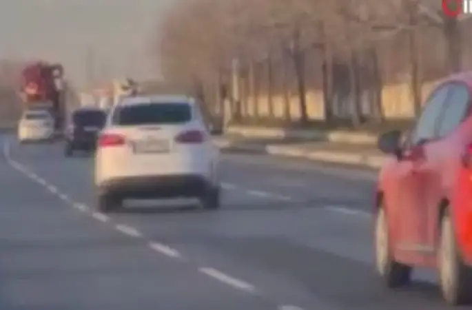 İzmir’de Trafikte Dehşet! Ön Kesen Sürücüye Ağır Ceza