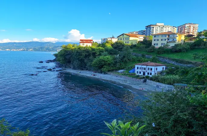Karadeniz'de 4 ilde denize girmek yarın yasaklandı
