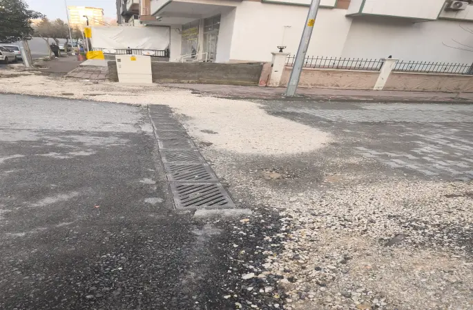 Karaköprü Delik Deşik