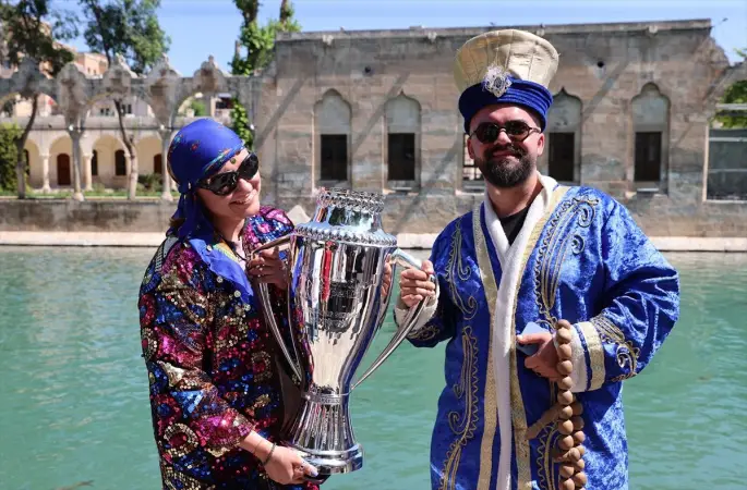 Şampiyonluk Kupası Şanlıurfa’da: Balıklıgöl’de Galatasaray İzdihamı!