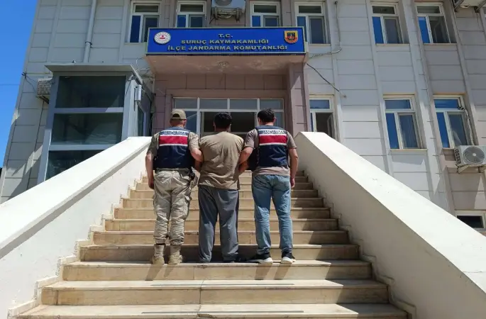 Şanlıurfa’da 5 Yıl Kesinleşmiş Cezası Bulunan Dolandırıcılık Firarisi Yakalandı