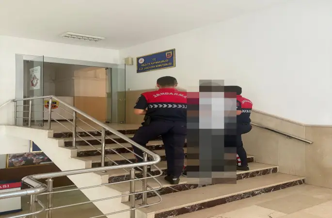 Şanlıurfa’da Aranan Şahıslara Geçit Yok: 6 Yıl 3 Ay Hapis Cezası Bulunan Firari Yakalandı