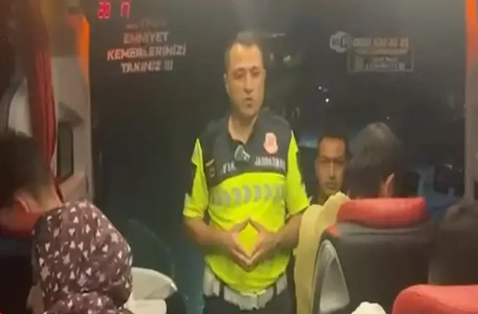 ŞANLIURFA’DA JANDARMADAN SİVİL KIYAFETLİ BAYRAM DENETİMİ: TRAFİKTE TAVİZ YOK!