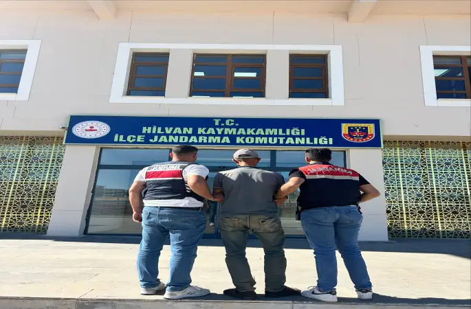 Şanlıurfa'da Narkotik Operasyonu: Çok Sayıda Uyuşturucu ve Silah Ele Geçirildi!