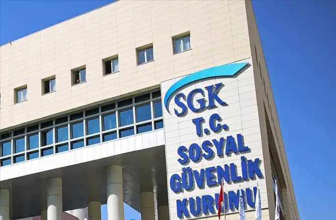 Sosyal Güvenlik Kurumu (SGK), sistem altyapısında yaşanan teknik aksaklık nedeniyle bazı borçların ödeme süresini uzattı.