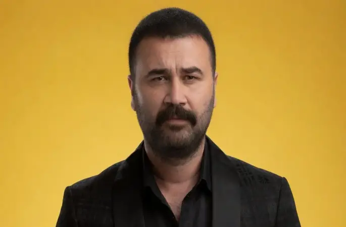Tatlıses Ailesinde Kriz: Hüseyin Tatlı Sessizliğini Bozdu, Abisini Hedef Aldı!