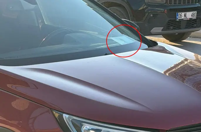 Urfa’lı Eyüp Kadir İnan’dan Trafikte Ayrıcalık Tepkisi: “Lütfen İtibar Etmeyiniz”