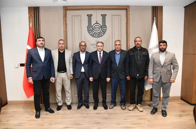 Vali Şıldak’tan "Muhtar" Mesaisi: Talepler Bir Bir Not Alınıyor!