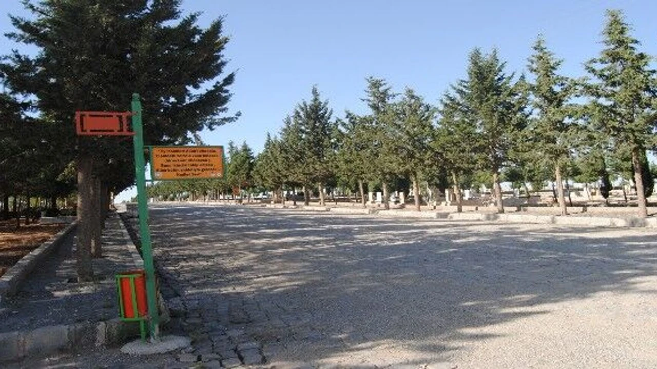 sanliurfa_asri_mezaligi_esnafin_ve_halkin_hizmetinde_h56393_a855c.webp