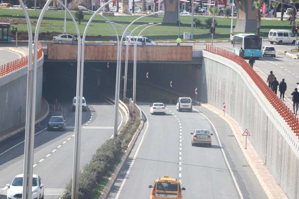 abide-kavsagi-alt-tunel-trafige-acildi-120121-20230321.jpeg