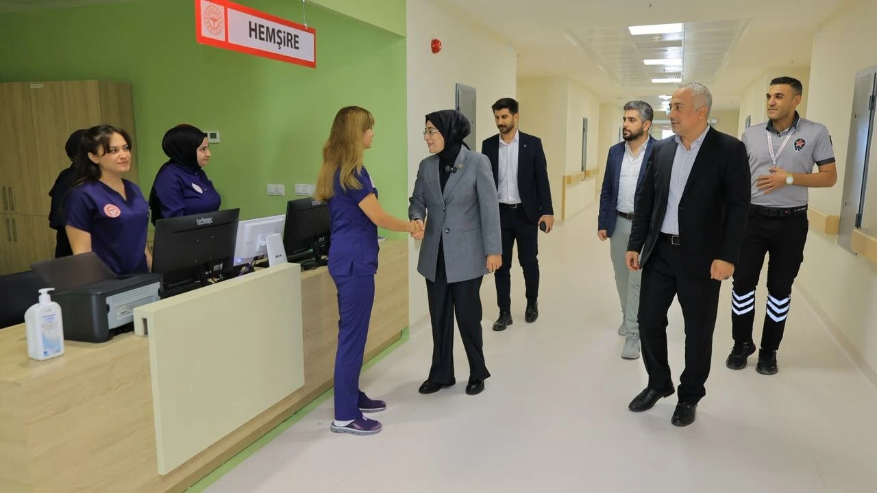 milletvekili-yazmaci-sehir-hastanesi.webp
