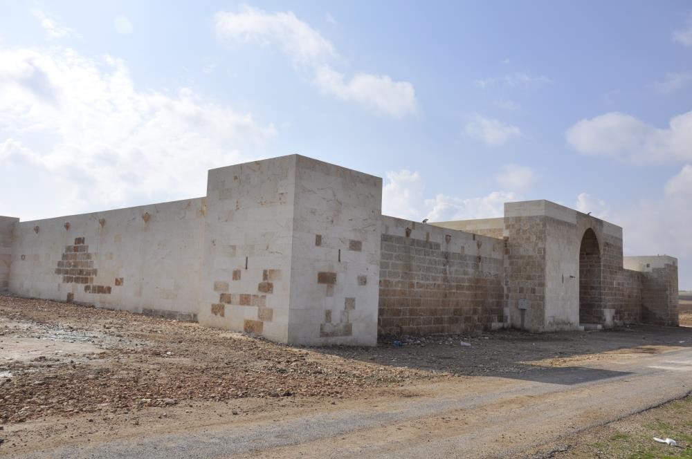 Han-El Ba’rur Kervansarayı