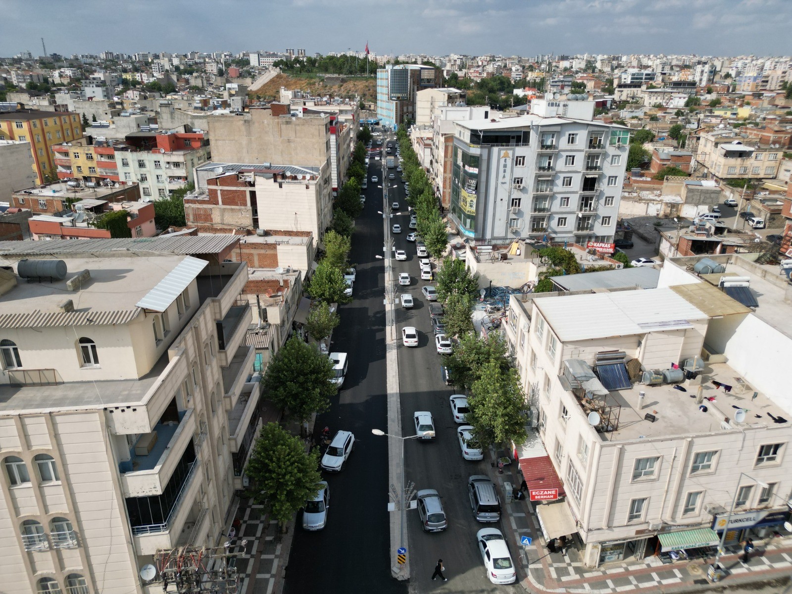 SİVEREK’TE ADNAN MENDERES CADDESİ YENİLENEREK MODERN GÖRÜNÜME KAVUŞTU - 4