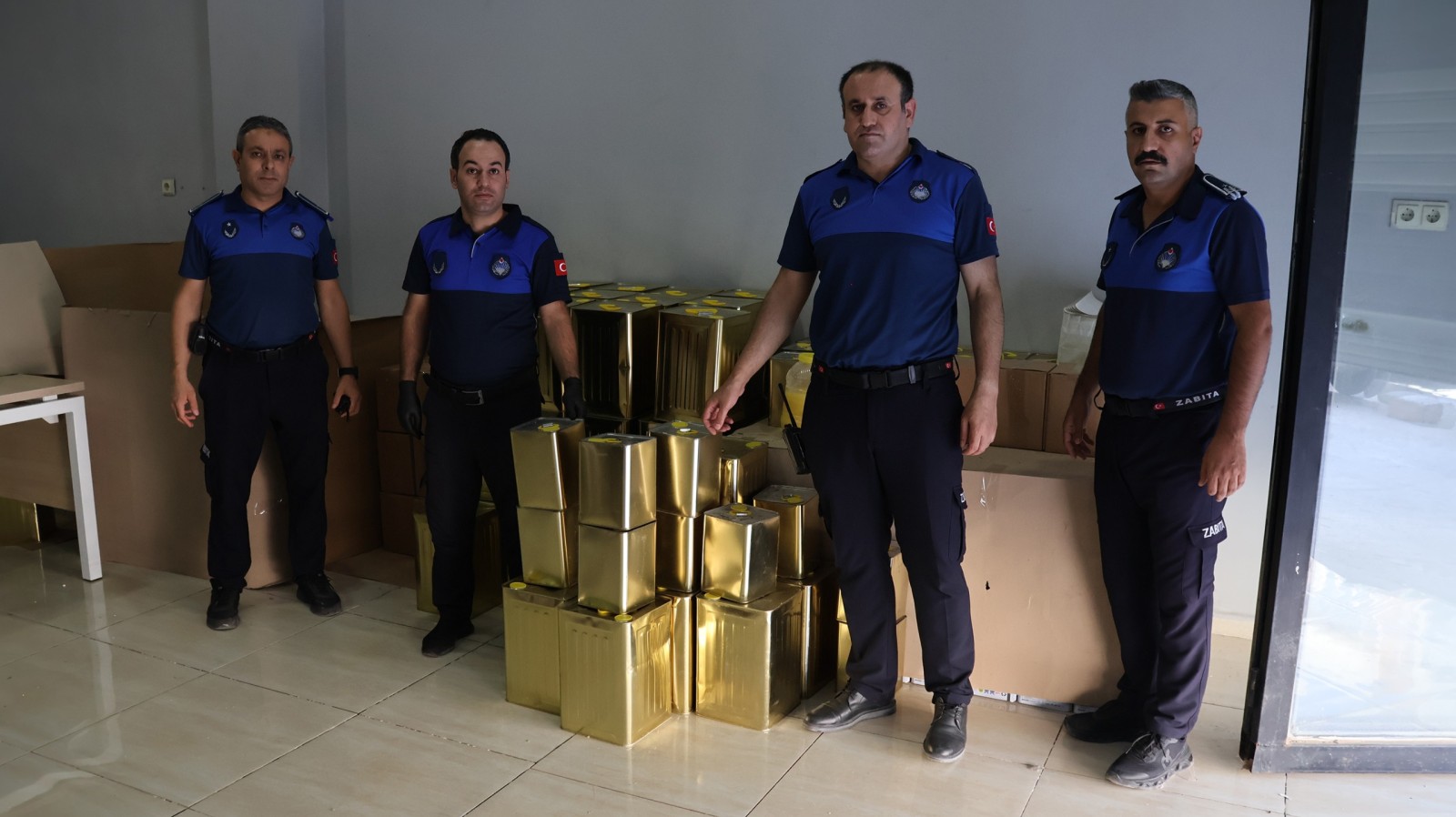 HALİLİYE BELEDİYESİ’NDEN DENETİM: 875 KİLO SADE YAĞA EL KONULDU - 1