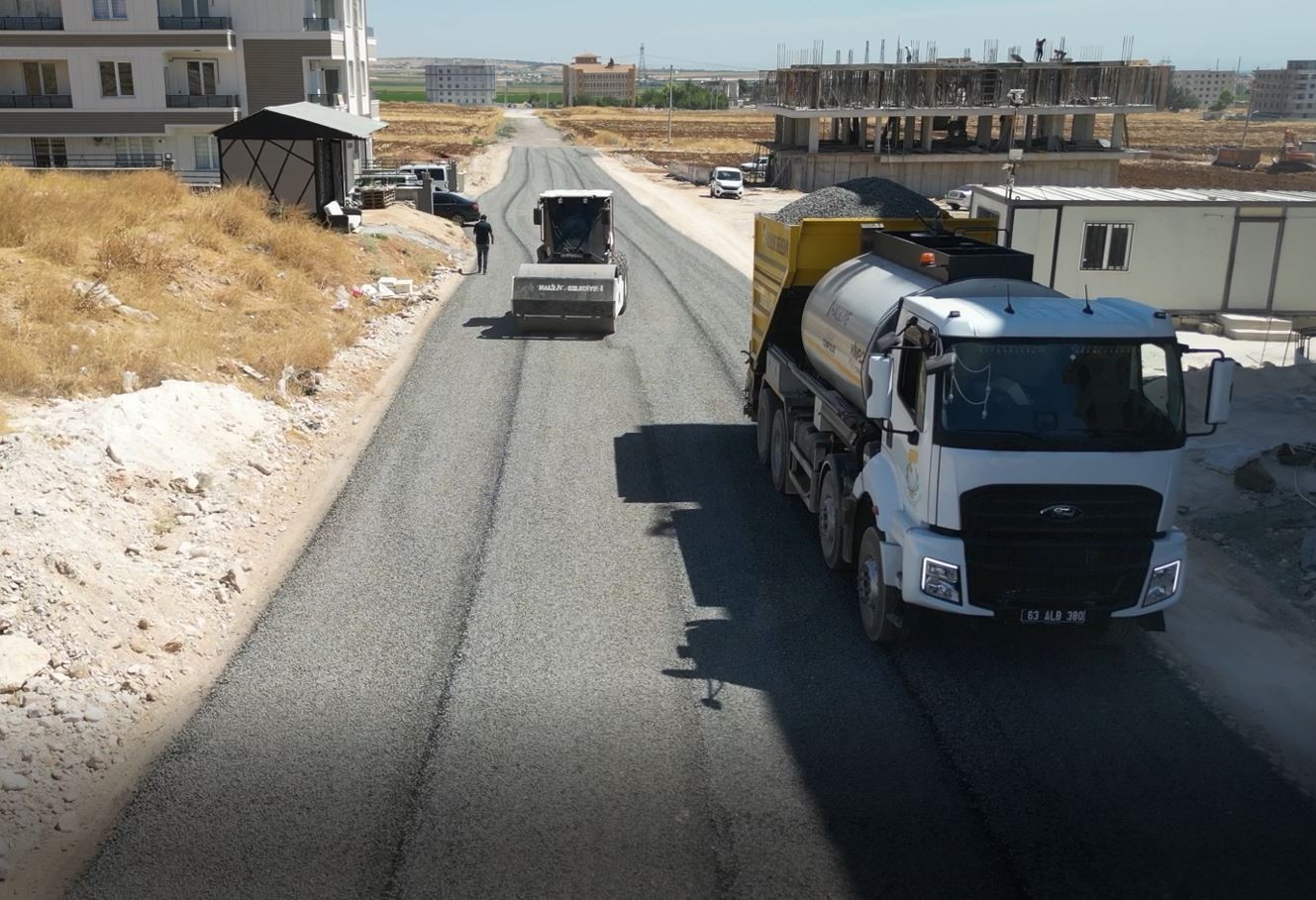 HALİLİYE BELEDİYESİ, DAĞETEĞİ MAHALLESİ’Nİ ASFALTLA YENİLİYOR - 3