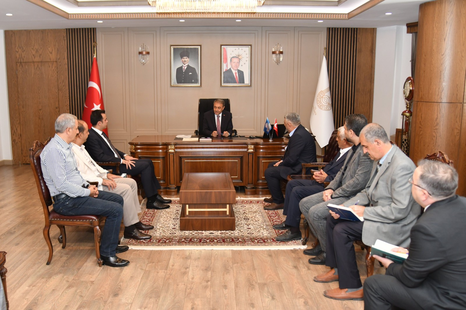 Şanlıurfa Valisi Hasan Şıldak’tan "Muhtar Buluşmaları" Hamlesi: Sorunlara Yerinde ve Ortak Çözüm - 2