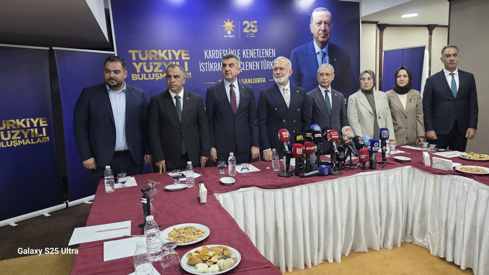 Şanlıurfa’da ‘Sorusuz’ Basın Toplantısı Gerginliği: Madem Soru Alınmayacak, Neden Basını Davet Ettiniz? - 4