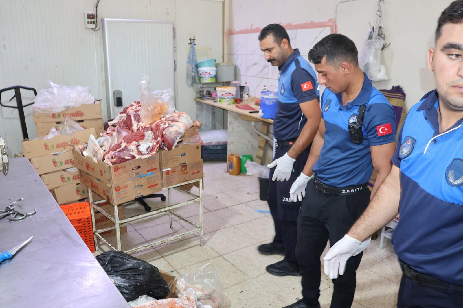 Haliliye’de Halk Sağlığı Denetimi: 315 Kilo Bozuk Ete El Konuldu - 5