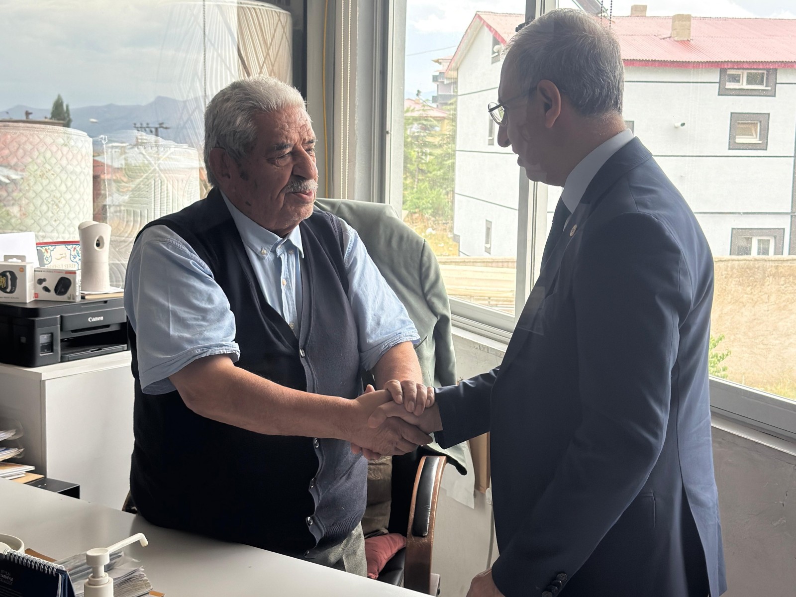 Abdurrahman Dusak Tufanbeyli’de esnafla buluştu - 2