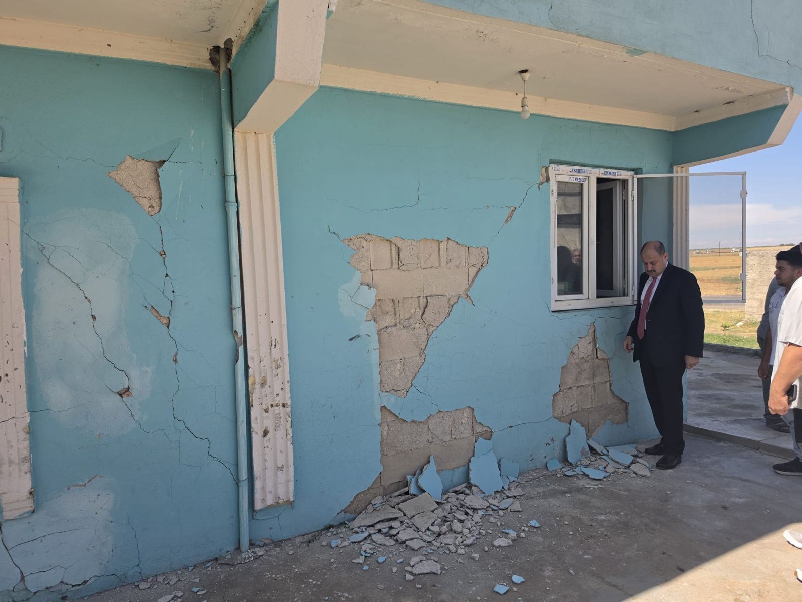 Başkan Gülpınar Deprem Bölgesinde İncelemelerde Bulundu - 2