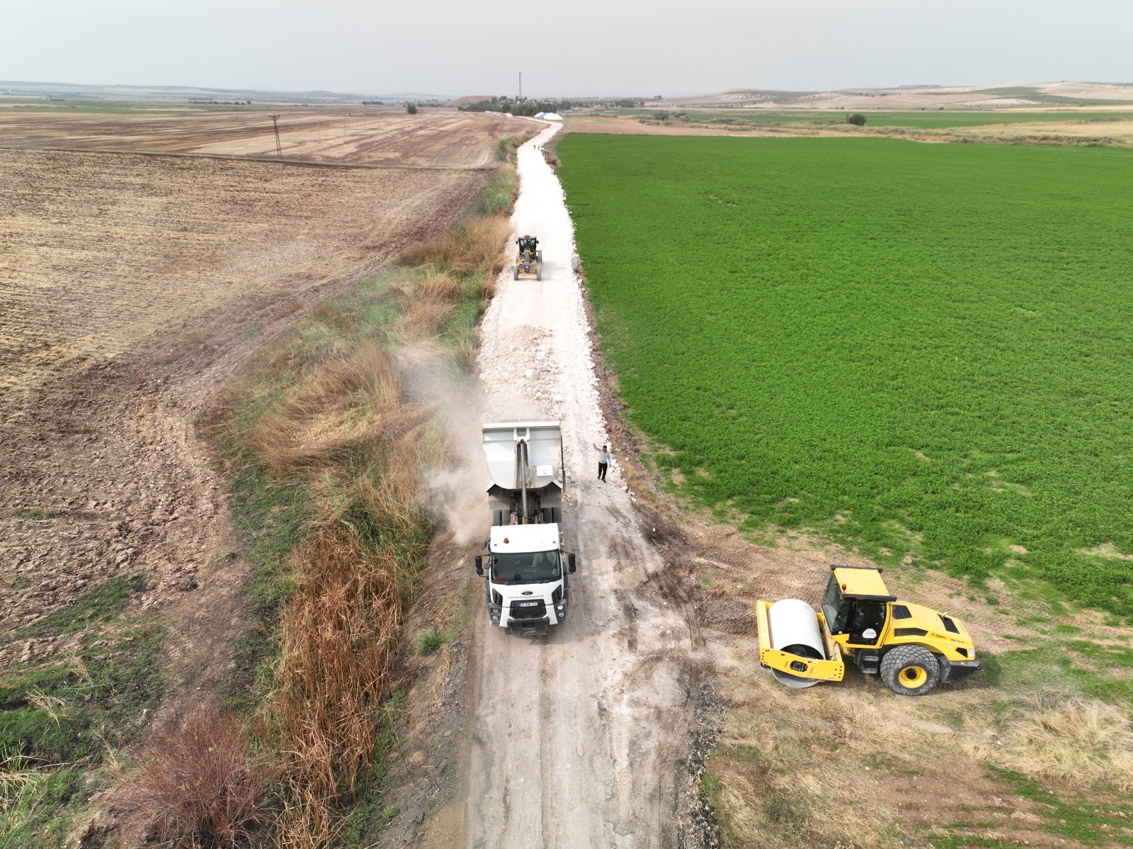 Karaköprü’de 11 Kilometrelik Yol Asfalta Hazırlanıyor - 1