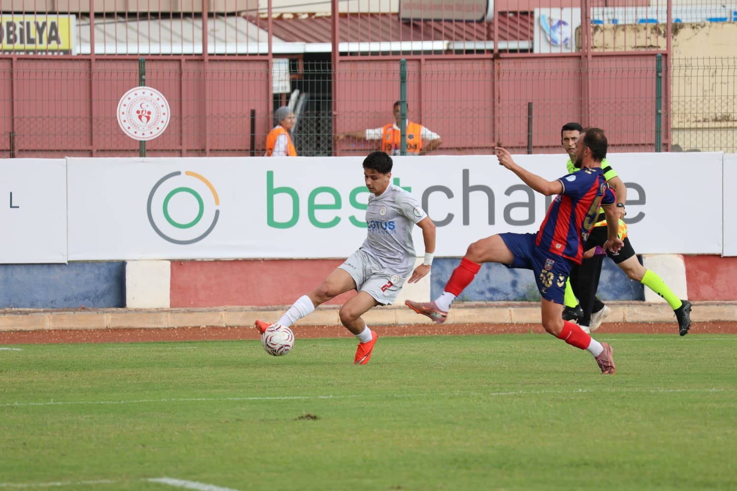 Karaköprü Belediyespor Deplasmanda Güldü: 2-1 - 2
