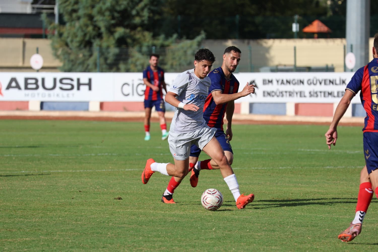 Karaköprü Belediyespor Deplasmanda Güldü: 2-1 - 5