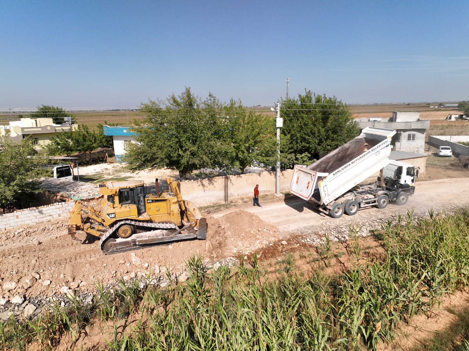 Harran’da 10 Kilometrelik Grup Yolunda Yoğun Mesai - 1