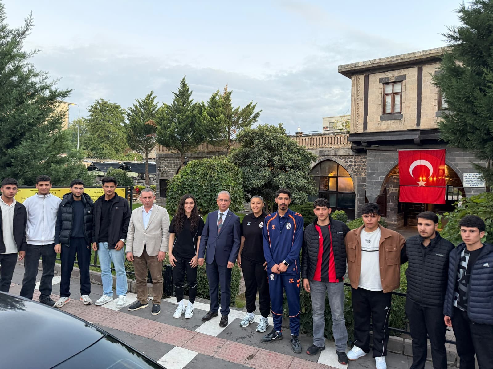 Dusak, Siverek Kadın Spor Kulübü ile bir araya geldi - 1