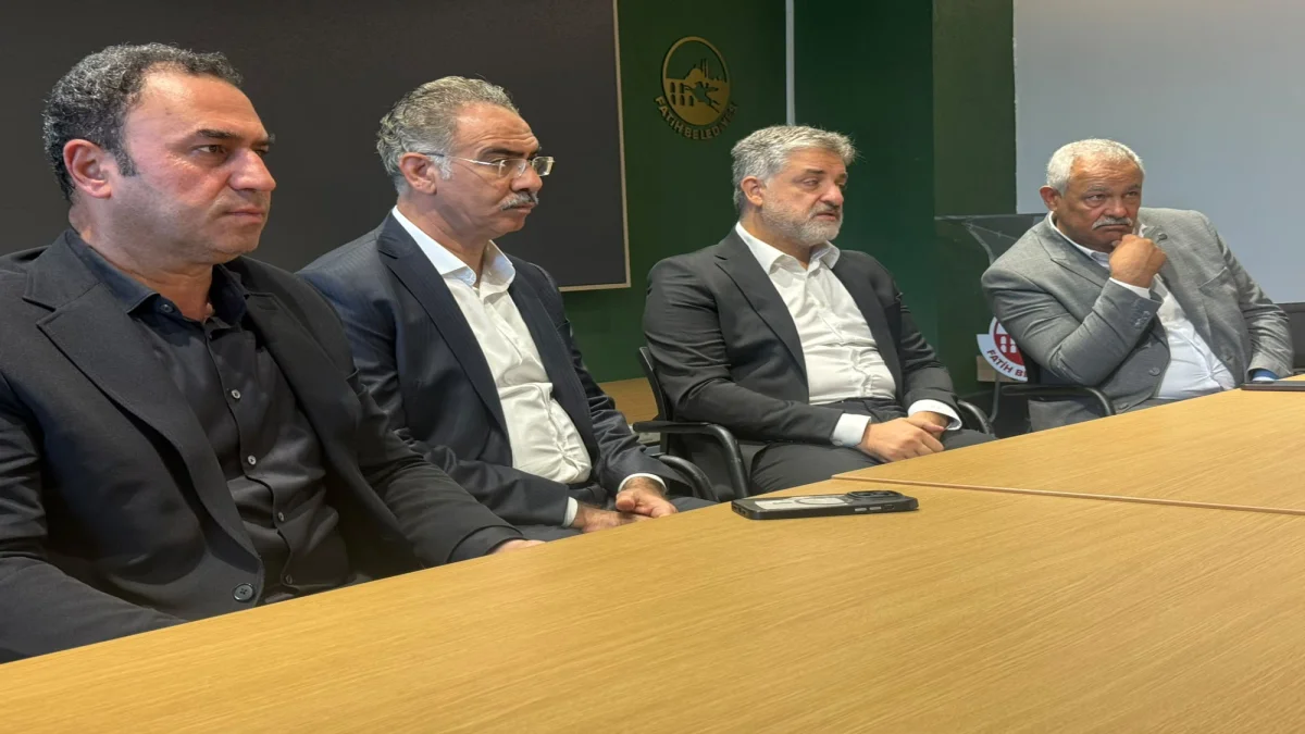 Beklenen kare servis edildi;Kuş ve Elgün İstanbul’da Taziye Ziyaretinde Bulundu