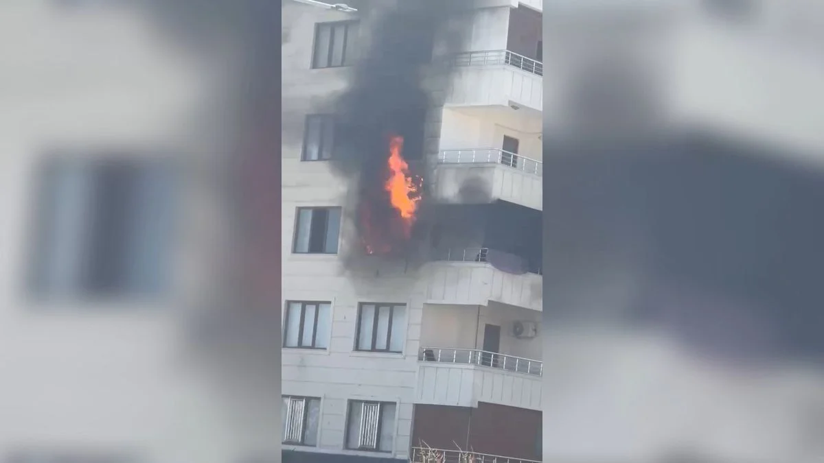 Şanlıurfa’da Korkutan Ev Yangını: 8 Katlı Bina Tahliye Edildi