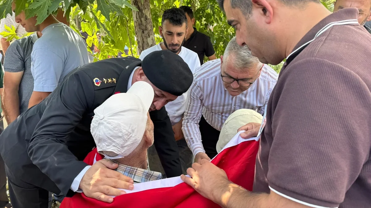 Şanlıurfa'da Acı Kayıp: Kalp Krizi Geçiren Uzman Çavuş Murat Memili Konya'da Son Yolculuğuna Uğurlandı