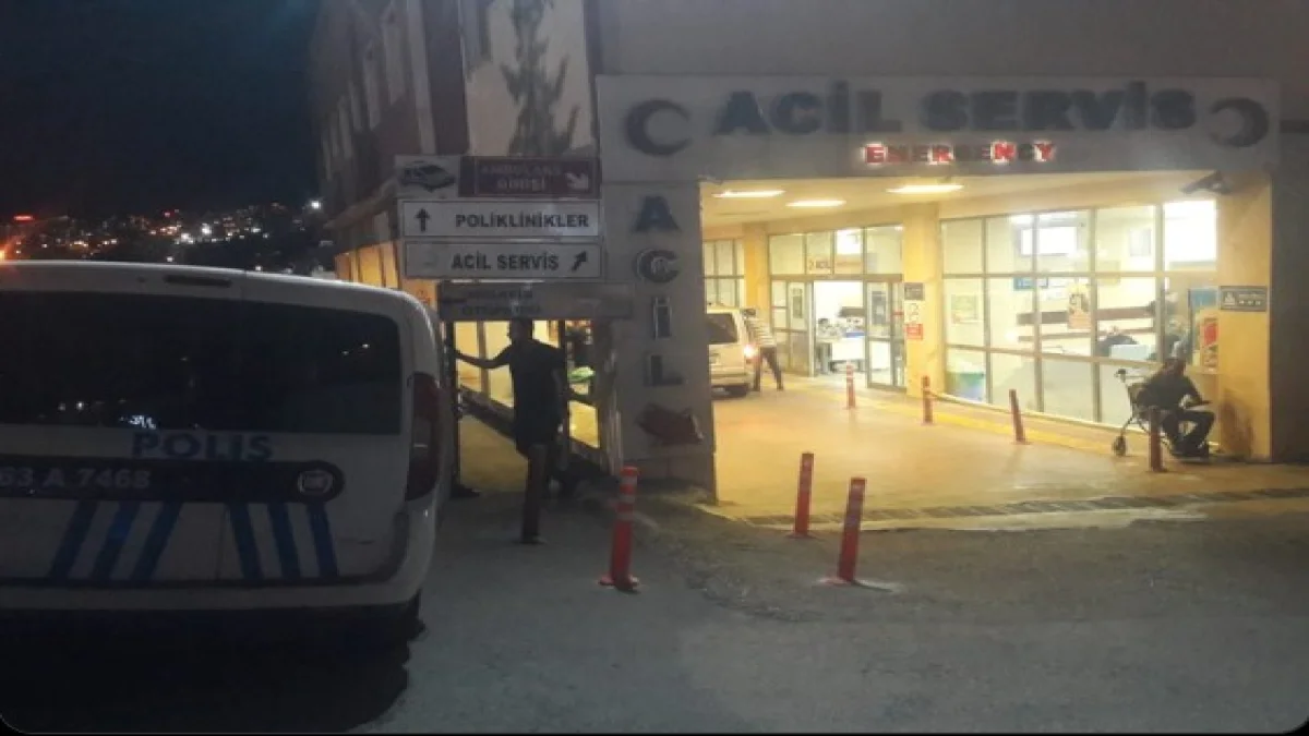 Karaköprü’de Balkondan Düşen Genç Kadın Ağır Yaralandı
