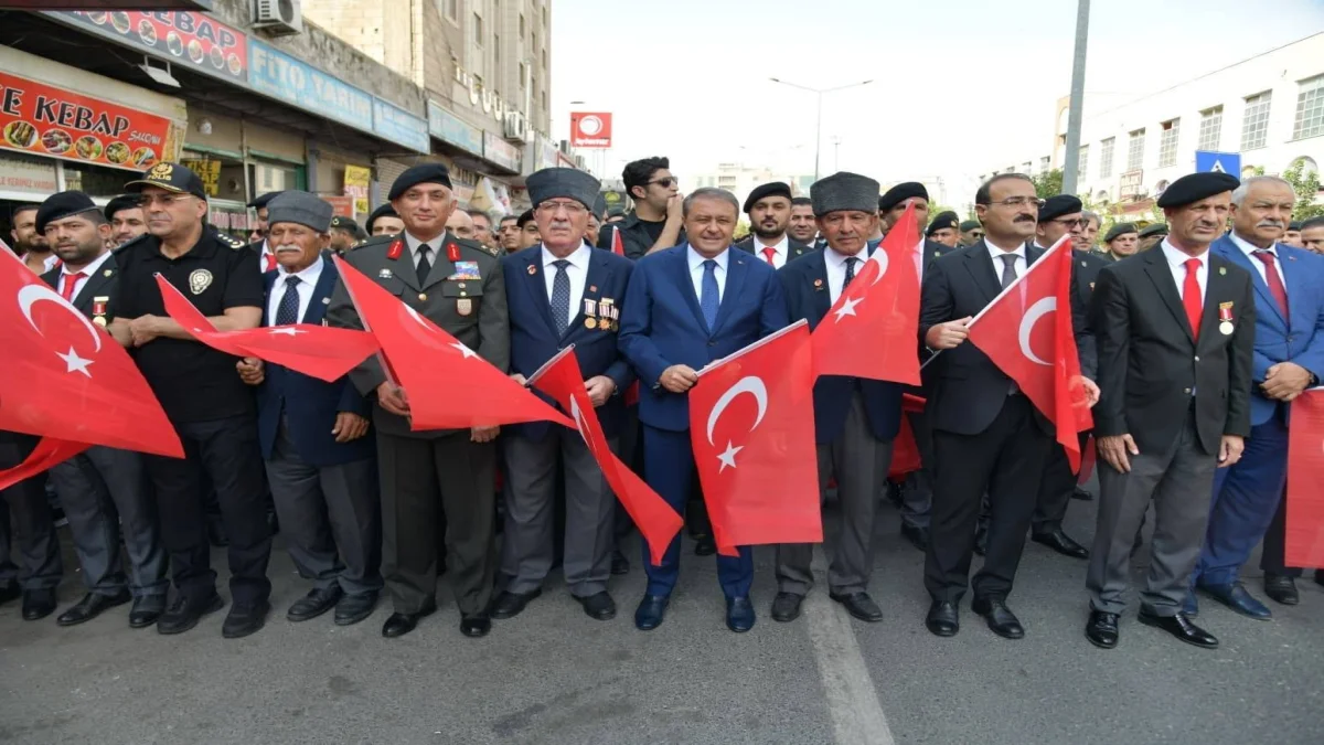 Şanlıurfa’da Gaziler Günü’nde “Kahramanlarla Kardeşlik Yolunda” Yürüyüşü