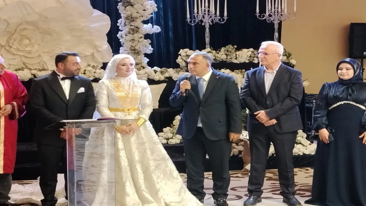 Şanlıurfa’da Görkemli Buluşma: Rat ve Çiriş Ailelerinin Mutlu Gecesi