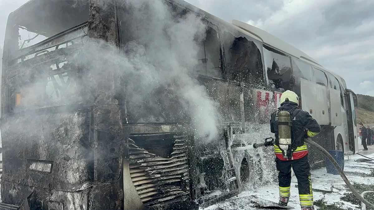 Şanlıurfa’dan Samsun’a gidiyordu! Yolcu otobüsünde yangın paniği