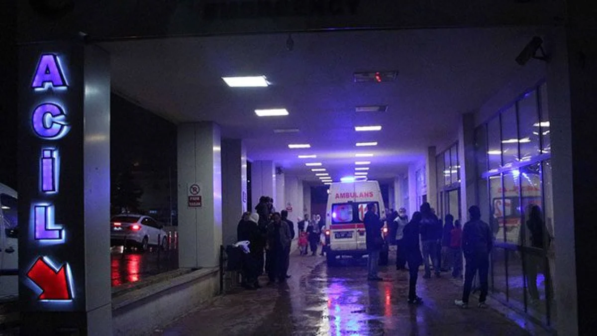 Eyyübiye’de Bisikletten Düşen Genç Yaralandı