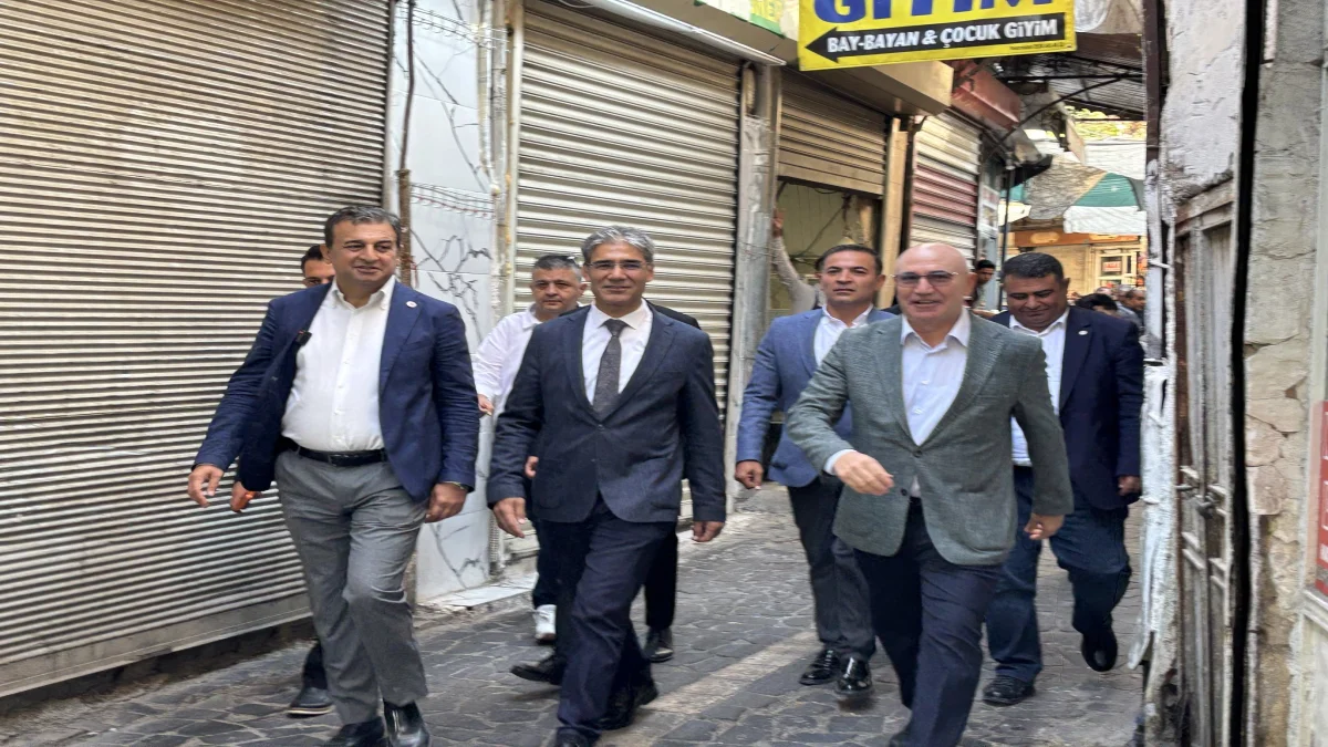CHP’li Mahmut Tanal Balıklıgöl’de Esnaf Duasına Katıldı