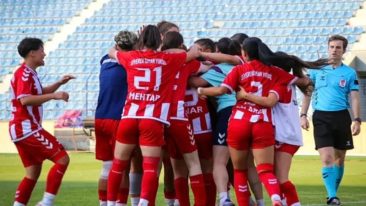 Milli futbolcu Ferda İpek Çevik, Siverek Kadın Futbol Takımı’na transfer oldu