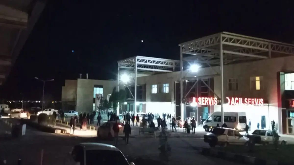 Akçakale’de feci kaza: 4 kişi yaralandı, sürücü gözaltına alındı