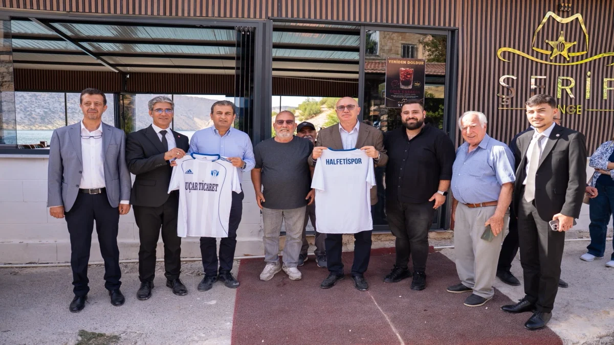 Mahmut Tanal Formayı TBMM’de Giyecek
