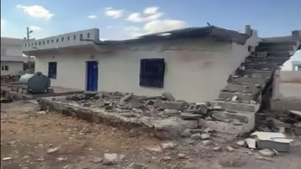 Şanlıurfa'da 5,4'lük deprem Hilvan'da evi kullanılamaz hale getirdi
