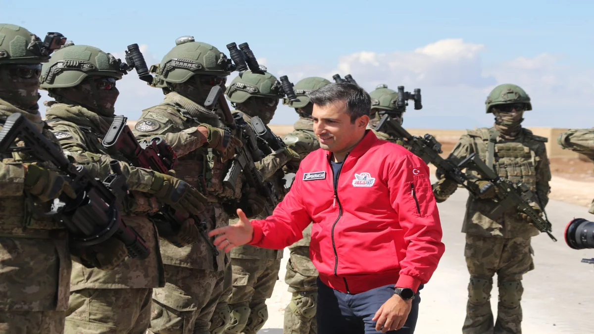Selçuk Bayraktar, TEKNOFEST Şanlıurfa Alanında İncelemelerde Bulundu