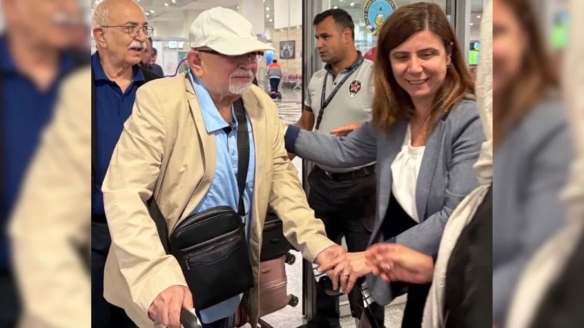 10 Yıl Sonra Türkiye’ye Dönen Serhat Bucak’ı Kızı Karşıladı