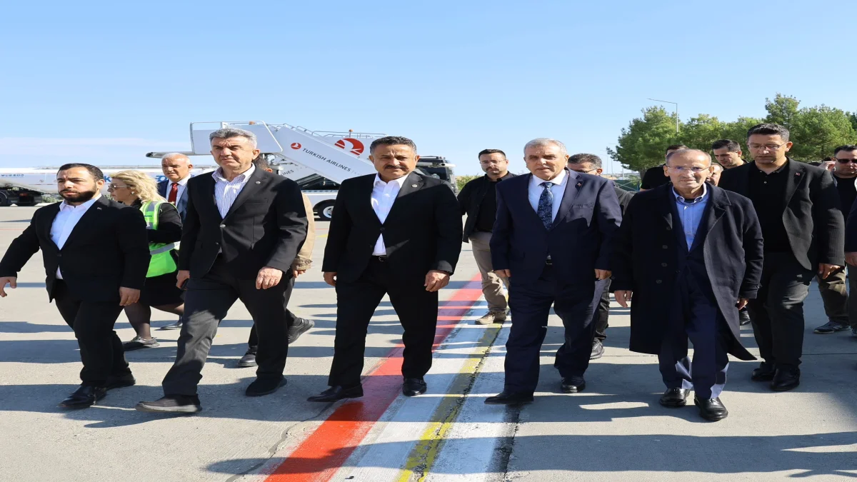 Bekir Bozdağ Şanlıurfa’daki Temaslarının Ardından Ayrıldı
