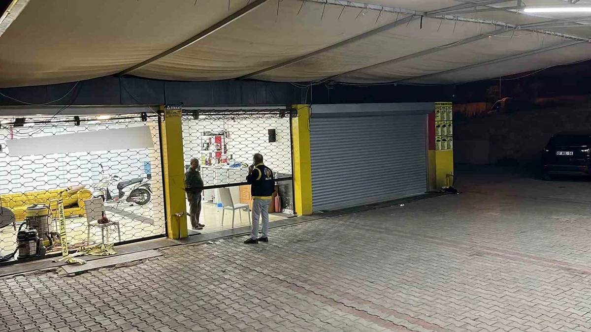 Oto Yıkamacıda Silahlı Kavga: 1 Ölü, 2 Yaralı